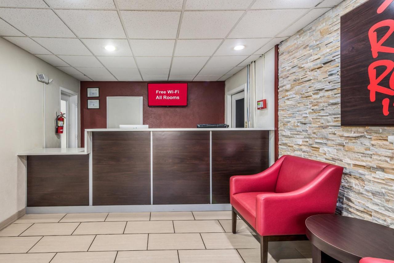 Red Roof Inn & Suites Wapakoneta Екстериор снимка